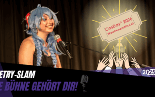 Poetry Slam Post. Links sitzt eine blauharrige Frau und rechts ist das Siegerbild.